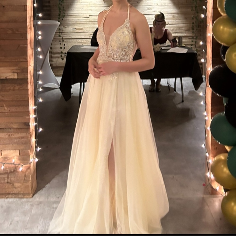 Pale yellow gorgeous Prom dress